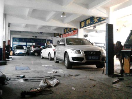 二手車評估師工資 本人曾從事汽車維修行業5年,持有二手車中級評估師證,中級汽車維修資格證,