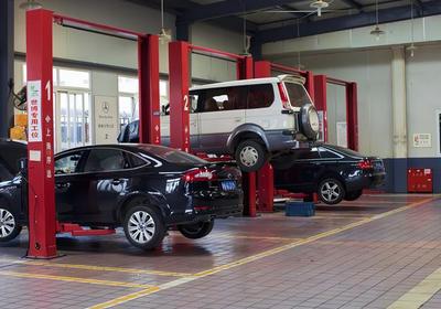 為什么國外幾乎看不到汽車修理廠,而國內遍地都是?原因很現實