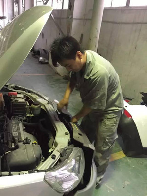 頭條為你揭露汽車翻新件內(nèi)幕,修車養(yǎng)車的朋友們看-